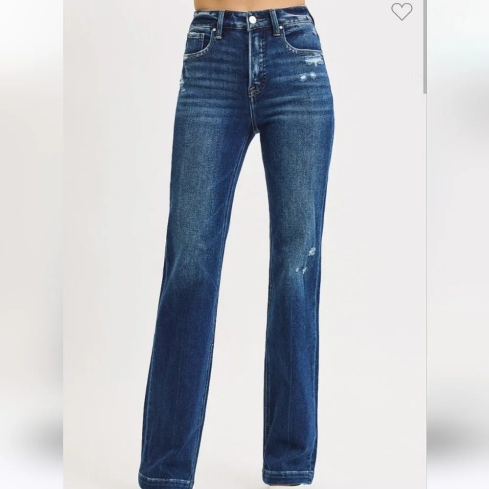 Size 3!  RISEN NWTS,‎ Stylish Straight Leg Tummy Control